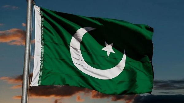 పాకిస్తాన్ పై ఉరుము లేని పిడుగు- ఆ నిర్ణయంతో కుదేల్