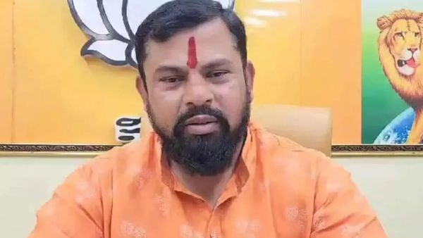 రాజా సింగ్ బాటలో మరో ఎంపీ?