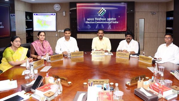 బీహార్ ఎఫెక్ట్..! టీడీపీ అనూహ్య నిర్ణయం..! ఈసీకి ముందస్తు కళ్లెం ?