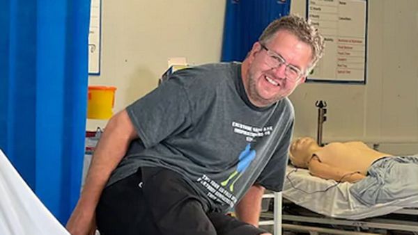 5.4కోట్ల ఇన్సూరెన్స్ డబ్బుల కోసం.. షాకింగ్ పని చేసిన వైద్యుడు