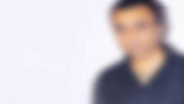 ఇదేందయ్యా ఇదీ.. తాను తీసిన సినిమా చూస్తూ గుండెపోటుతో టాలీవుడ్ డైరెక్టర్ మృతి