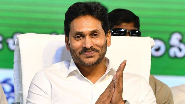  ఢిల్లీకి మాజీ సీఎం జగన్- మారుతున్న లెక్కలు..!!