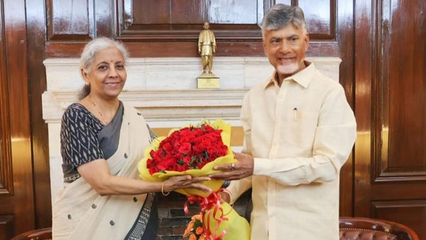 సాయంత్రం ఢిల్లీకి చంద్రబాబు-నిర్మలమ్మకు ఇచ్చే చిట్టా రెడీ..!