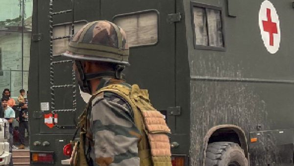 కుల్గామ్.. మరో పహల్గామ్: భారీ ఎన్ కౌంటర్- జవాన్లు వీరమరణం