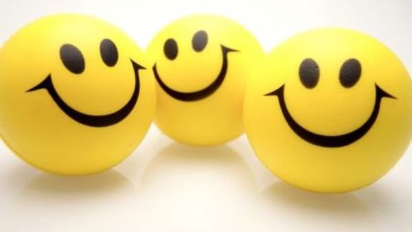 సంతోషంగా ఉండాలనుందా? అయితే మీలో ఉండే హ్యాపీ హార్మోన్స్ గురించి తెలుసుకోండి!