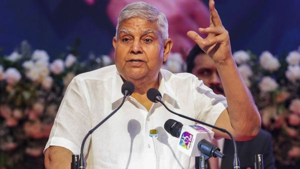 మాజీ ఉపరాష్ట్రపతి జగదీప్ ధన్‌ఖర్ మిస్సింగ్!!