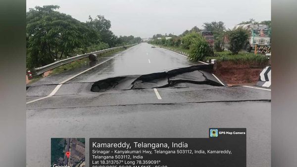 కామారెడ్డి కకావికలం.. వరద ధాటికి ఎన్ హెచ్ 44 బంద్, అటు వెళ్లొద్దు!