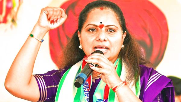 అతనొక లిల్లీపుట్, ఇదంతా ఆ పెద్ద నాయకుడి కుట్ర - కవిత సంచలనం..!!