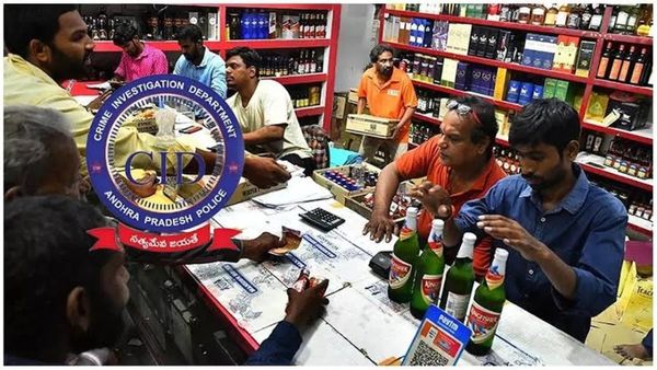 లిక్కర్‌ చార్జిషీట్లపై ఏసీబీ కోర్టు అభ్యంతరాలు, వారి అరెస్ట్ ఏమైంది - అధికారికి మెమో..!!