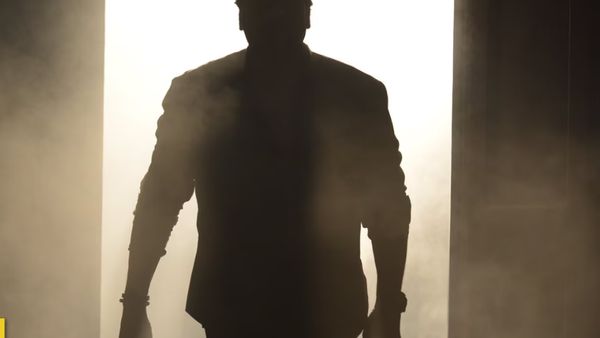 ఒకే ఫ్యామిలీలోని ముగ్గురు హీరోయిన్లతో రొమాన్స్ చేసిన ఏకైక సూపర్ స్టార్!