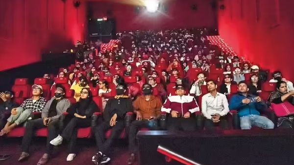 పేరుకే చిన్న సినిమా..గుండెల్ని పిండేసింది..!