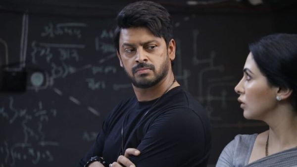 సైంటిఫిక్ మూవీ 'మాతృ'..థ్రిల్ కావడం పక్కా ..!