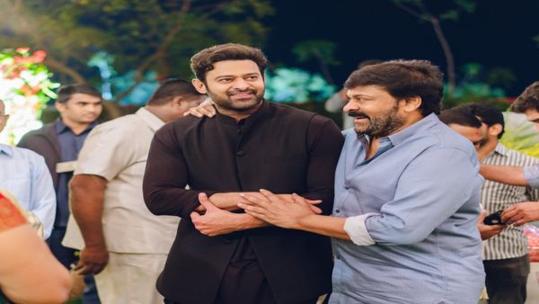తండ్రీ కొడుకులుగా భీమవరం బుల్లోళ్లు..? థియేటర్లు తగలబడడం ఖాయం..!