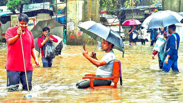  ముంచుకొస్తున్న మరో ముప్పు, కుండపోత వర్షాలు - ఈ జిల్లాలకు బిగ్ అలర్ట్..!!