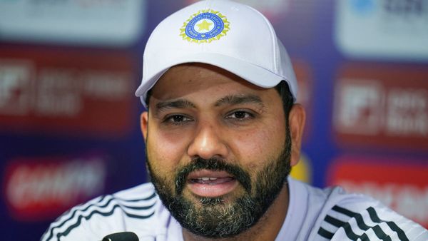 రోహిత్ గౌరవంగా తప్పుకోవాల్సిన సమయం వచ్చిందా? ఎం జరుగుతోంది? 