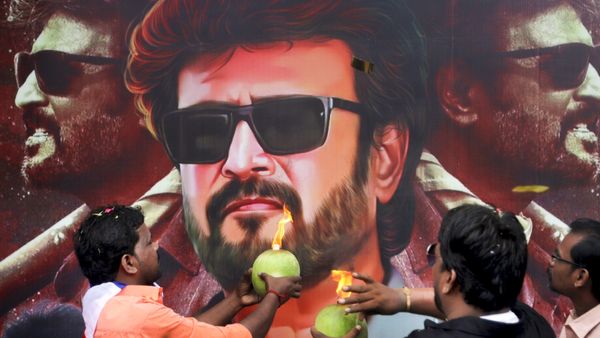 18 ఏళ్ల తర్వాత ఓటీటీలో సంచలనం!