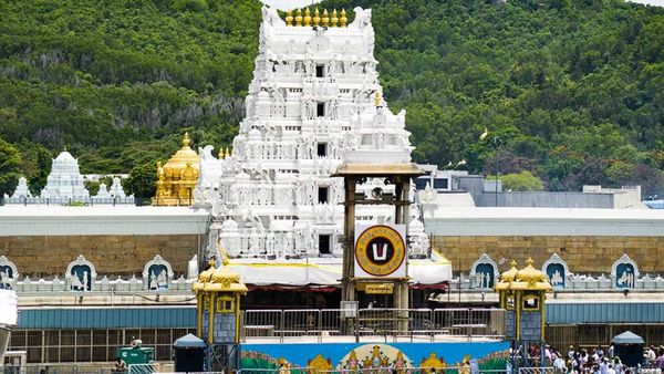 తిరుమల శ్రీవారి న‌వంబ‌ర్‌ నెల దర్శన కోటా విడుదలపై గుడ్ న్యూస్.. ఎప్పుడంటే