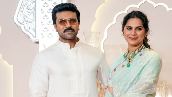 ఉపాసన మొబైల్ లో చరణ్ నెంబర్ ఏ పేరుతో ఉంటుందో తెలుసా..?