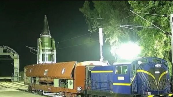 2,000 కి. మీ రేంజ్ మిస్సైల్- దీని దెబ్బకు పాకిస్తాన్ లోని సిటీలు లేచిపోతాయ్