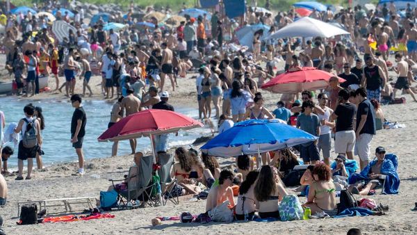 గోవాను తలదన్నేలా ఏపీలో ఆ బీచ్.. తగ్గేదేలే!