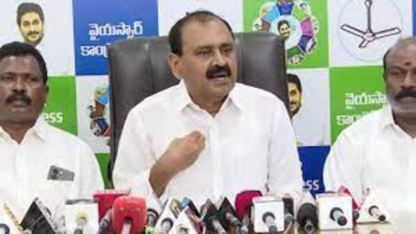 తిరుపతిలో విగ్రహాల వివాదం- చిక్కుల్లో పడ్డ భూమన