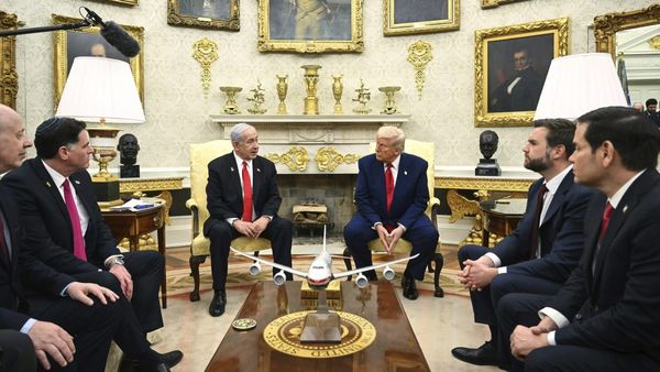 ట్రంప్ మాస్టర్ ప్లాన్: ముగియనున్న రెండేళ్ల యుద్ధం?