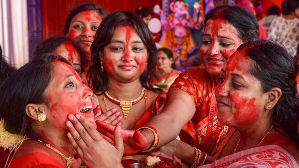 మహిళలపై కేంద్రం, ప్రధాని మోదీ కేర్ కు ఇదే నిదర్శనం!