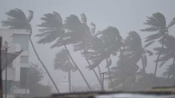 వాయుగుండంతో ఏపీ విలవిల