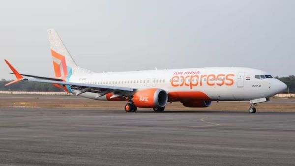 రూ.1,299కే ఫ్లైట్ టికెట్.. ఎయిర్ ఇండియా ‘పేడే సేల్’ ఆఫర్ !