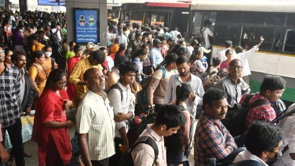 దసరాకు సొంతూరుకి వెళ్తున్నారా.. బస్ టికెట్‌పై రూ.500 డిస్కౌంట్ కావాలా ??