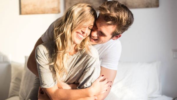 శృంగారం పగలు చేస్తే మంచిదా..రాత్రి చేస్తే మంచిదా..?