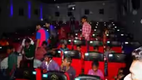  మన సినిమాకు  సమోసా ఖర్చులు కూడా రావడం లేదు..!