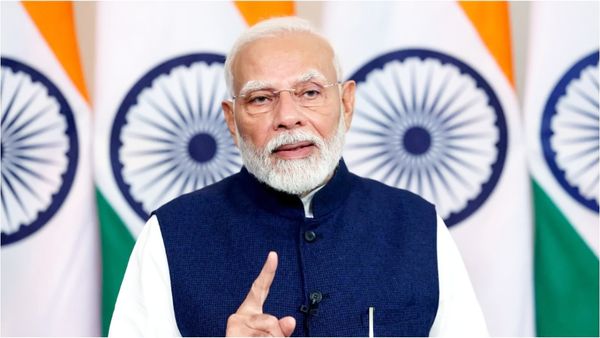 ప్రధాని మోదీ నవరాత్రి గిఫ్ట్.. సామాన్యులకు డబుల్ బొనాంజా.. రేపటి నుంచే..