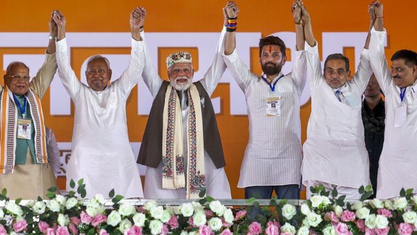 బీహార్ రాజకీయాల్లో కీలక మలుపు.. ఎన్డీయే సీఎం అభ్యర్థి ఆయనే!