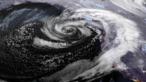 తుపానును వారం ముందే గుర్తించే AI .. ఎలాగంటే..?