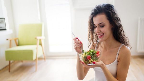 మీ శరీరాన్ని డీటాక్స్ చేసే ఆహారాలు ఇవే..!