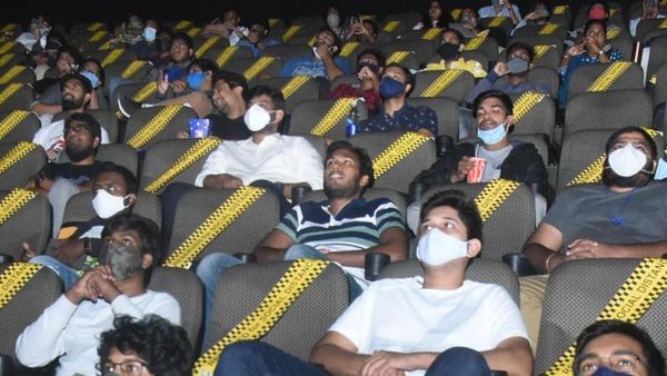 దీపావళి విన్నర్ ఈ మూవీనే..? కలెక్షన్లతో బాక్సాఫీస్ ర్యాంపేజ్‌..