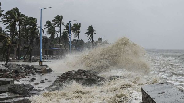 ఏపీలో ఫ్లాష్ ఫ్లడ్స్ కు ఛాన్స్- ఎమర్జెన్సీ కంట్రోల్ రూమ్