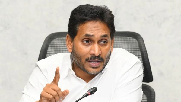 విశాఖ గుగూల్ డేటా సెంటర్ వెనుక, ఆదానీ సహా వారికే క్రెడిట్- జగన్ సంచలనం..!!