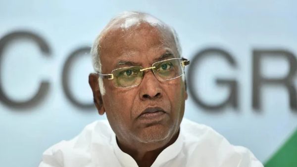 బెంగళూరు ఆసుపత్రిలో ఖర్గే అడ్మిట్