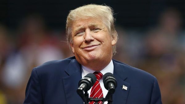 ట్రంప్‌నకు బంగారు కిరీటం.. దక్షిణ కొరియా సూపర్ గిఫ్ట్ !!