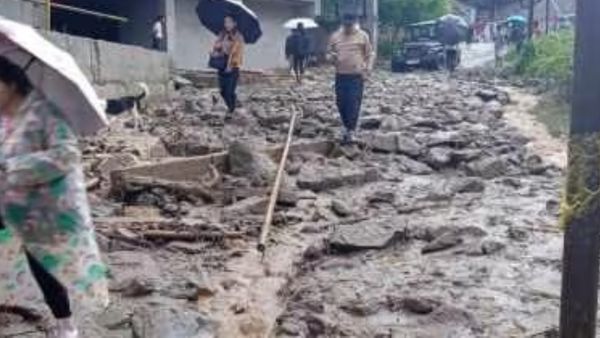 ప్రకృతి ప్రకోపానికి 72 మంది బలి.. విచారం వ్యక్తం చేసిన మోడీ, ముర్ము !!