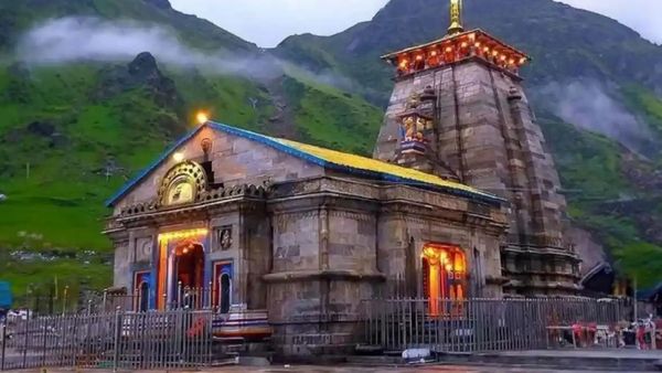 కేదార్‌నాథ్ ఆలయం క్లోజ్.. మళ్లీ ఆరు నెలల తరువాతే ఓపెన్..!