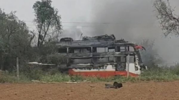 మరో ప్రైవేట్ బస్సు దగ్ధం.. ముగ్గురు సజీవ దహనం !!