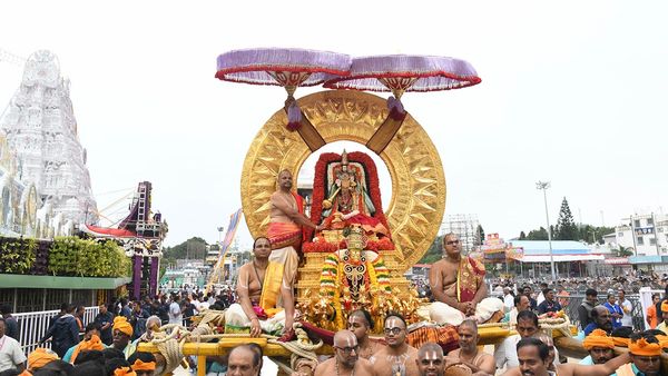 అంగరంగ వైభవంగా తిరుమల శ్రీవారి బ్రహ్మోత్సవాలు