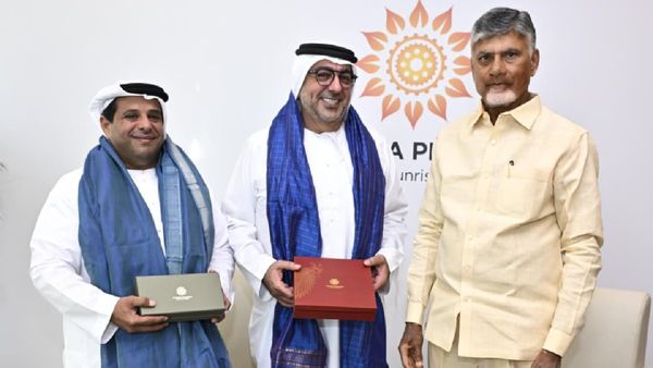 పెట్టుబడులు ఆకర్షించడంలో చంద్రబాబు వ్యూహాత్మక అడుగులు