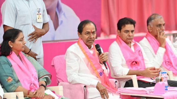 30 వేల మెజార్టీతో మనదే విజయం ..తేల్చేసిన కేసీఆర్