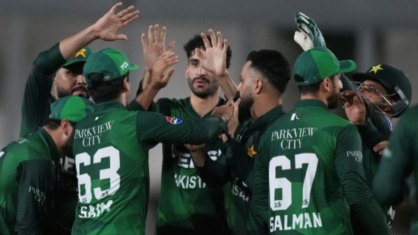 పాకిస్తాన్ ప్లేయర్లకు బిగ్ షాక్: బోల్డ్ డెసిషన్