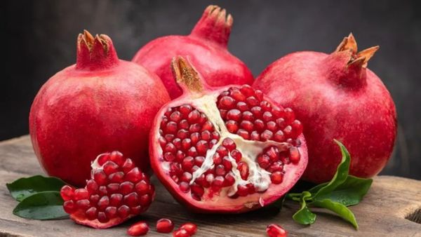 దానిమ్మ పండు తింటున్నారా? అయితే ఇది మీ కోసమే!