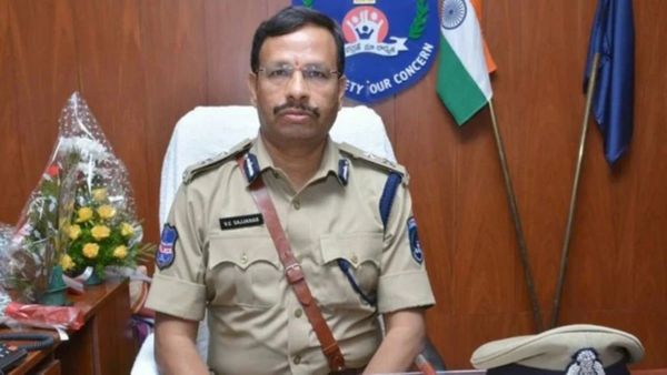 వారికి స్ట్రాంగ్ వార్నింగ్.. ఐపీఎస్ సజ్జనార్ ఈజ్ బ్యాక్!
